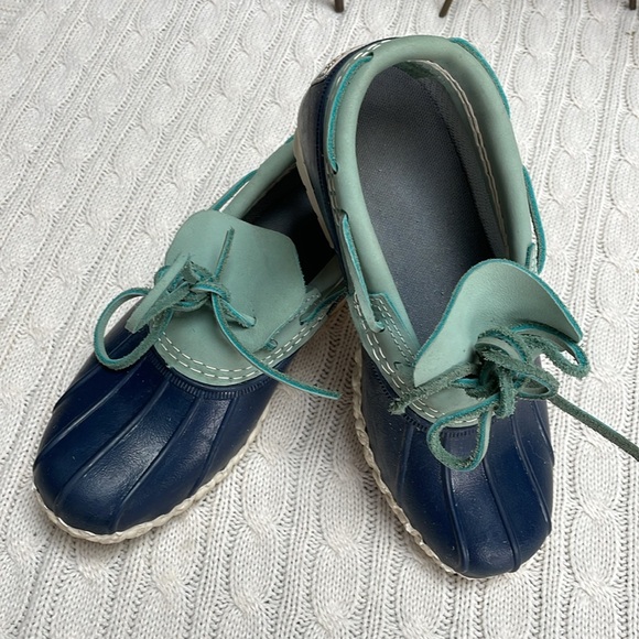 VTG Women’s LL Bean Low Duck Bean Boots Blue Leather Navy body Size 7 M Women’s - Picture 4 of 9